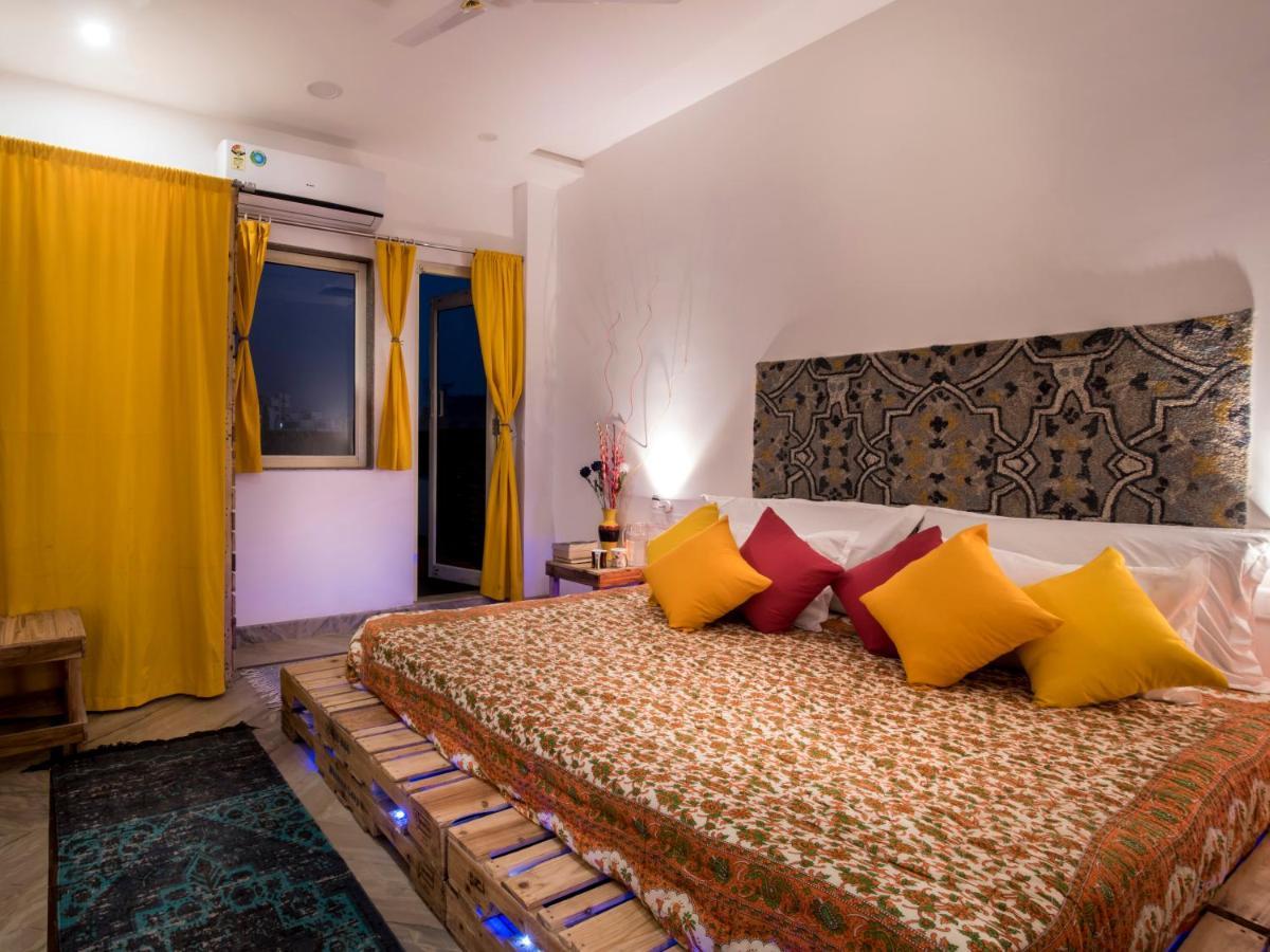 Gypsy Nest Hostel Agra  Bagian luar foto